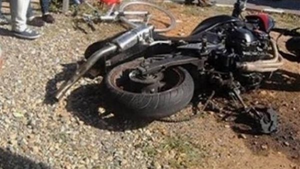 إصابة شخصين في انقلاب دراجة نارية بالفيوم