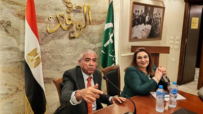 اللقاء