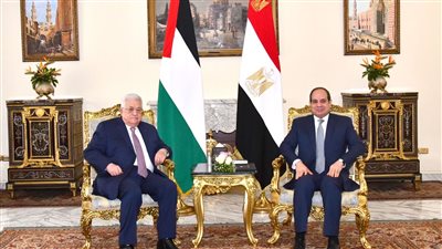 السيسي يستقبل محمود عباس.. ويؤكد دعم إقامة الدولة الفلسطينية ورفض التهجير