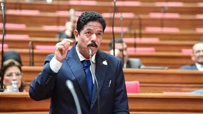 النائب علاء الحديوي يعلن بدء التشغيل التجريبي لباصات «حورس» بين جهينة وسوهاج