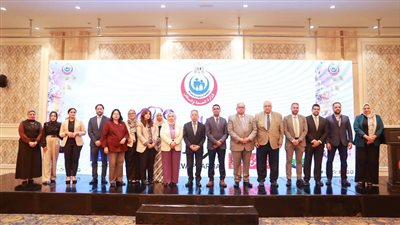 «الصحة» تحتفل باليوم العالمي لألزهايمر 