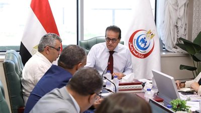 وزير الصحة يشدد على تسريع تجهيز وحدات زراعة النخاع