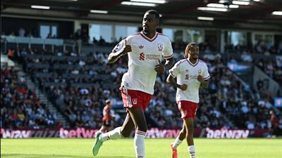 ليفربول يعبر بورنموث بهدف إيساك في الدوري الإنجليزي