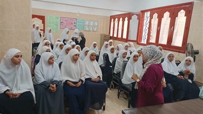 قصر ثقافة أبوتيج يقدم محاضرة حول