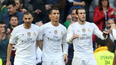 بنزيما يثير الجدل.. ثلاثية BBC في ريال مدريد الأفضل في التاريخ