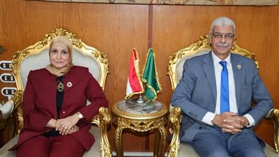 رئيس جامعة المنوفية ونقيب التمريض: 