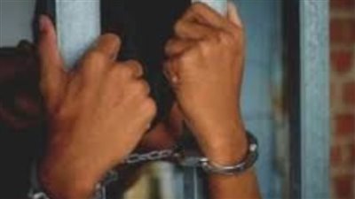 ضبط شاعر غنائي بـ60 كيس كوكايين في القاهرة الجديدة