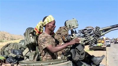 تحالف إثيوبيا المسلح يشعل التوتر من جديد.. قوات تيغرية تسيطر على مطار في ميكيلي