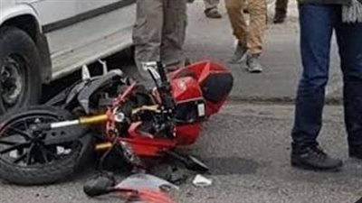 لحق بصديقه.. مصرع شاب في حادث انقلاب دراجة نارية بالبدرشين