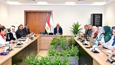 وزير الري يتابع جهود الإصلاح الهيكلي والمؤسسي بديوان عام الوزارة