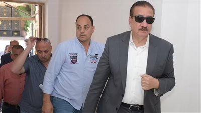 محافظ بورسعيد يتابع اللمسات النهائية للمبنى المؤقت المخصص لسداد اشتراكات التأمين الصحي 