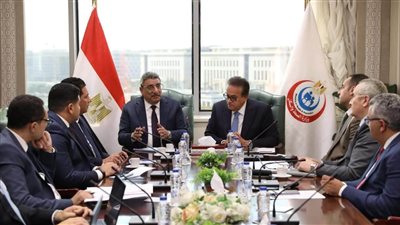 وزير الصحة يتابع تطورات إنشاء المدينتين الطبيتين بالعلمين والعاصمة الإدارية الجديدة