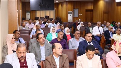 محافظ دمياط يطلق سلسلة فعاليات لتعزيز الوعي الوطني وترسيخ الثقة بمؤسسات الدولة