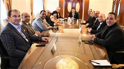 جوهر نبيل وزير الشباب والرياضة 