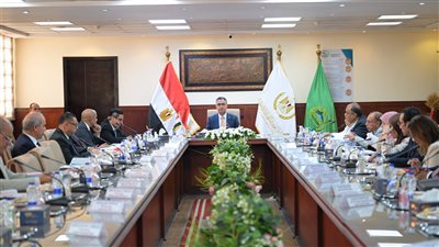 وزير التموين يتابع الاحتياطي الاستراتيجي للسلع