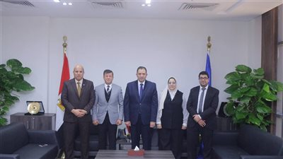محافظ دمياط يلتقي مديرة المديرية المالية الجديدة لبحث تطوير منظومة العمل