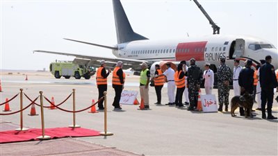 وزير الطيران يشهد تجربة طوارئ متسعة النطاق بمطار القاهرة الدولي.. الأولى من نوعها على مستوى المطارات 