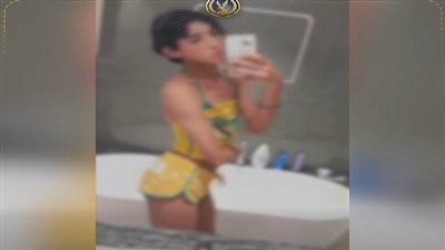 يحرض على الفجور.. ضبط شاب يرتدي ملابس نسائية ويرقص بصورة مبتذلة بالدقي|شاهد