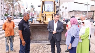 خلال جولة ميدانية.. محافظ دمياط يتفقد أعمال رد الشيء لأصله بمنطقة الشهابية