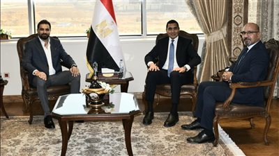 جوهر نبيل وزير الشباب والرياضة 