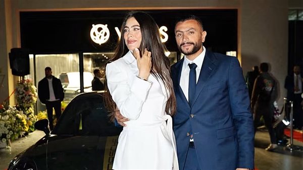هاجر أحمد وزوجها