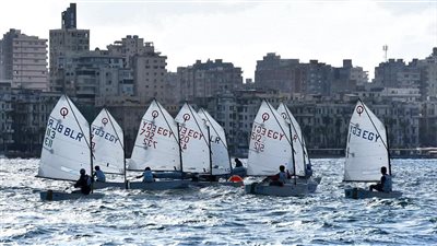 انطلاق بطولة الإسكندرية الدولية للشراع بمشاركة 10 دول