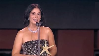 شريف مدكور يشيد بـ منى زكي: 