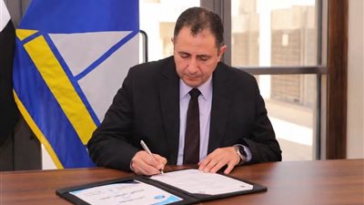 محافظ دمياط يقرر النزول بسن القبول بالصف الأول الابتدائي لمدة شهر إضافي 