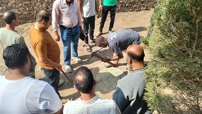 القليوبية..ضبط حالة تعدي على شبكة الصرف الصحي بقرية كفر الجمال واتخاذ الإجراءات القانونية