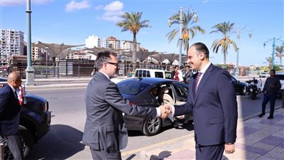 محافظ دمياط يستقبل السفير الكندي ومدير مكتب منظمة العمل الدولية بالقاهرة 