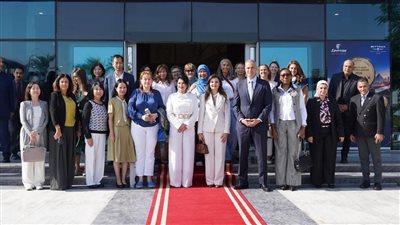زوجات الدبلوماسيين الأجانب في ضيافة مصر للطيران ضمن مبادرة Welcome to Egypt