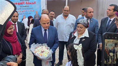 محافظ الغربية ووكيل وزارة الصحة يطلقان شارة بدء الحملة القومية للتطعيم ضد الحصبة 