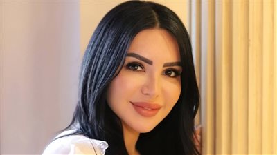 «دخلت أعمل عملية ساعتين وقعدت 6 ساعات».. إنجي علاء تكشف تفاصيل أزمتها الصحية