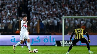 صورة أرشيفية من مواجهة سابقة بين الفريقين