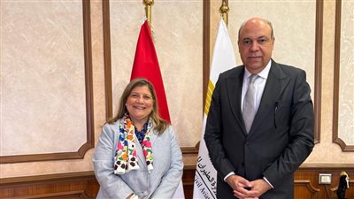 وزير الطيران يبحث مع سفيرة البرتغال بالقاهرة سبل تعزيز الربط الجوي بين البلدين 