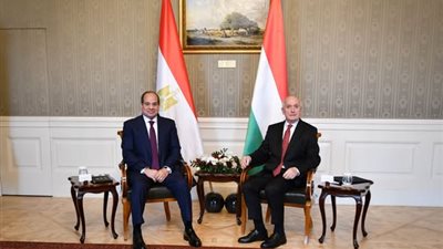 الرئيس السيسي يوجه الدعوة لنظيره المجري لزيارة مصر