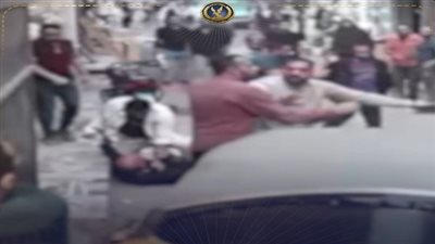 بسبب ركنة سيارة.. القبض على المتورطين في مشاجرة عنيفة أمام محل تجاري بالبحيرة