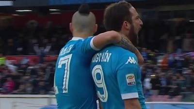 نابولي يفوز يصعوبة علي كاربي بهدف وحيد ويحافظ علي صدارته للكالتشيو