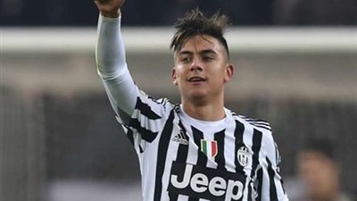 ديبالا يقود هجوم  يوفنتوس أمام نابولي في صراع الصدارة بديربي الكالتشيو