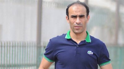 عبد الحفيظ يعقد جلسة 