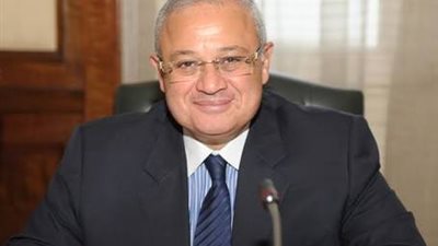 «زعزوع» يبحث مع القائم بأعمال سفير جنوب أفريقيا سبل تعزيز التعاون السياحى