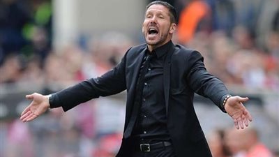 سيميوني يبلغ اتلتيكو مدريد برغبته في الرحيل .. ويقترب من البلوز