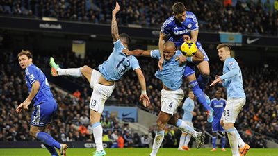 مانشستر سيتي حائر بين كأس انجلترا ودوري الأبطال في مواجهة تشيلسي