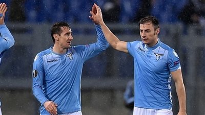 لاتسيو يقسو علي جالطة سراي بثلاثية ويصعد لدور ال16 في الدوري الأوروبي 