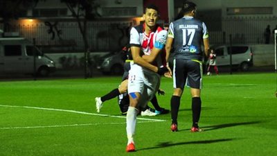 الفتح الرباطي يسقط المغرب التطواني بهدفي باتنا ..ويطارد الوداد علي صدارة دوري إتصالات المغرب 