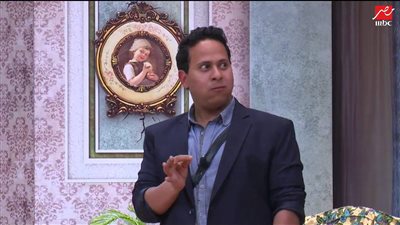 كريم عفيفي يواصل تصوير «بنات سوبر مان»