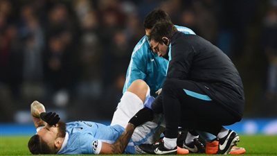 اوتاميندى يلحق بكومبانى ويضع بيلجرينى فى أزمة