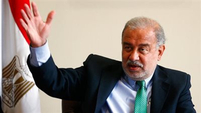 اليوم.. شريف إسماعيل يلتقي نواب الغربية 