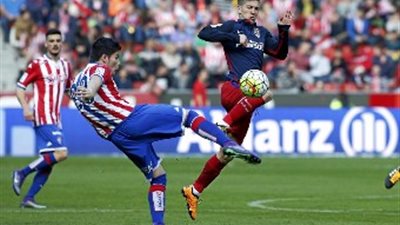 أتلتيكو يسقط أمام سبورتينج خيخون بهدفين مقابل هدف في الليجا الإسبانية