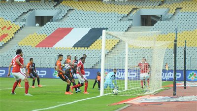 «الأهلي» يتفوق علي «ريكرياتيفو» بهدفين نظيفين.. ويواجه «يانج أفريكانز» بدورالـ 16